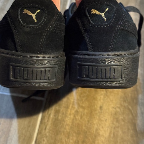 Puma Black and Gold Athletic Shoes NWOT - Picture 7 of 7